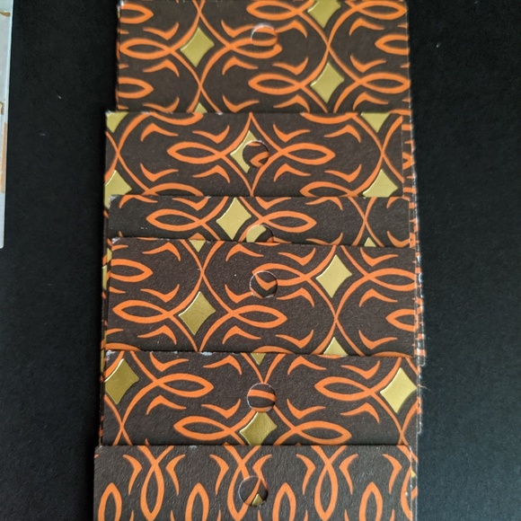 Raven Print Tags w/Foil - Set of 20, Two Patterns - Picture 3 of 6